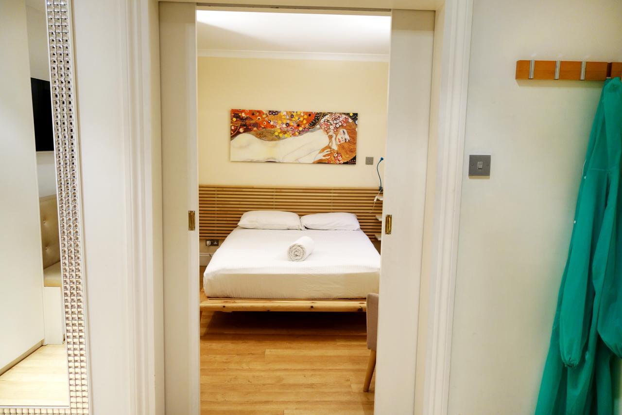 Notting Hill Gardens Apartments ลอนดอน ภายนอก รูปภาพ